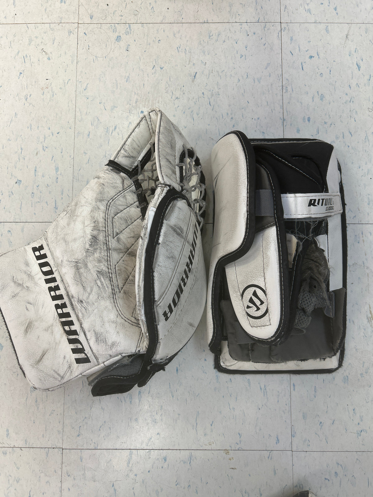 Used Warrior Ritual G3 Junior Catcher and Blocker Set — Crow's Sports ...