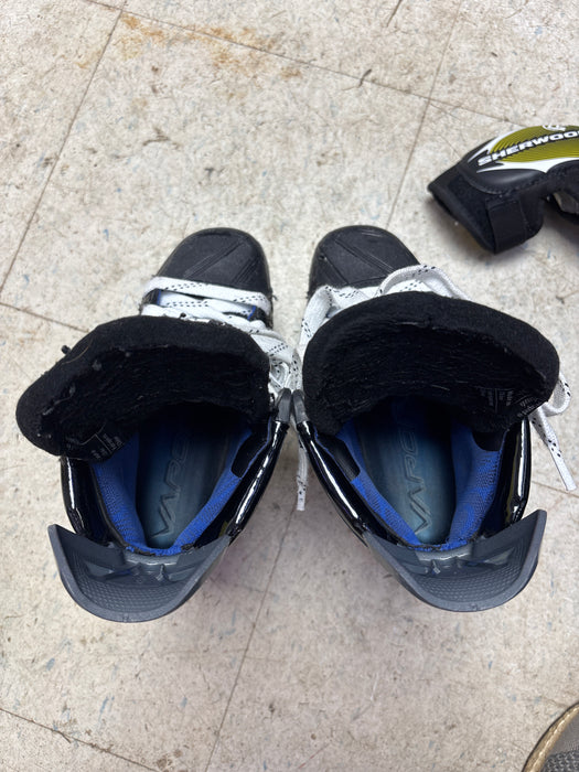 Used Bauer Vapor Flylite Size 3.0D Skates