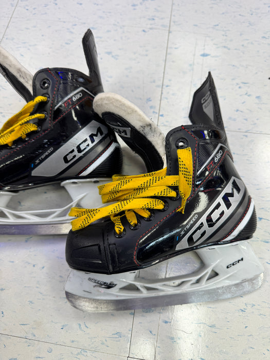 Used CCM FT680 Skates Youth 13.0
