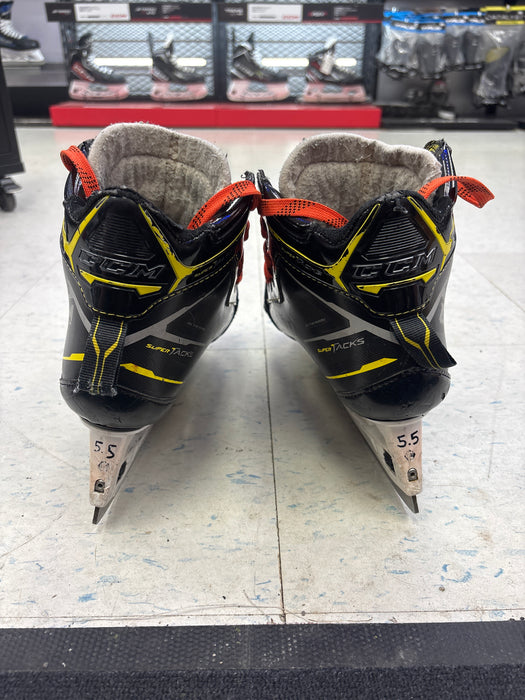 Used CCM SuperTacks 9380 Goalie Skates Size 5.5