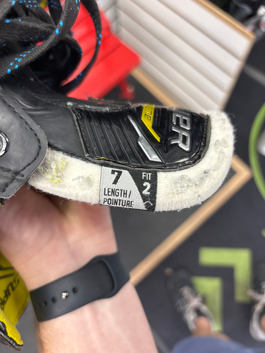 Used Bauer Supreme M4 Size 7.0 Fit 2 Skates