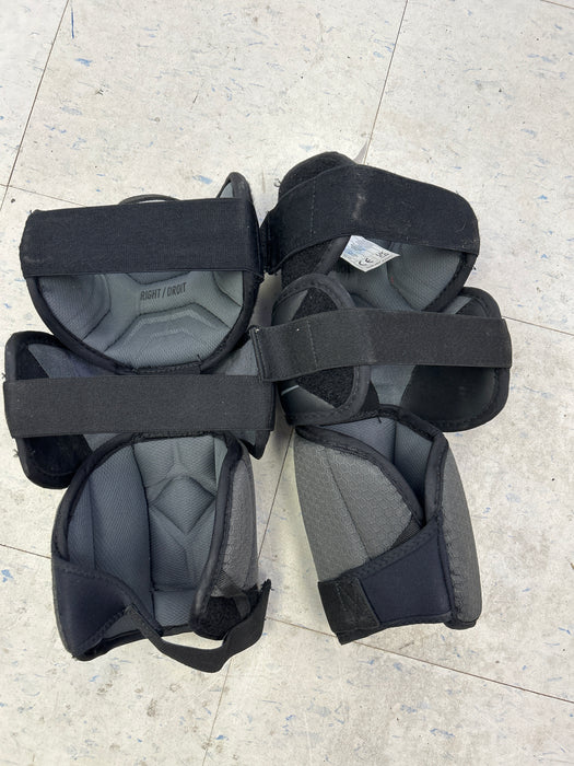 Demo Bauer Pro Intermediate Goal Knee Guards