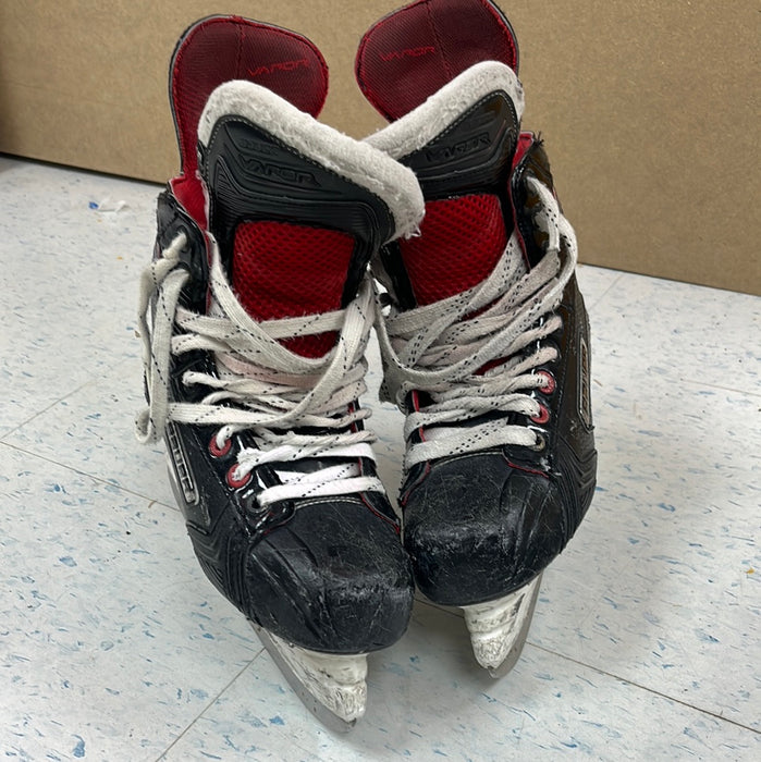 Used Bauer Vapor X700 Size 5.5 Player Skates
