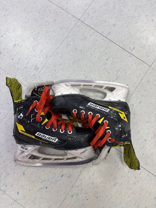 Used Bauer Supreme M4 Size 3.5D Skates