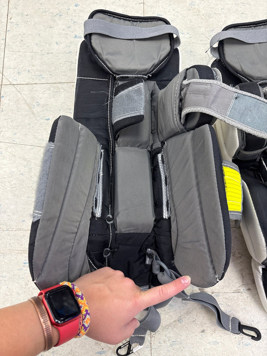 Used Warrior Ritual G3 Youth 19"+0.5" Leg Pads