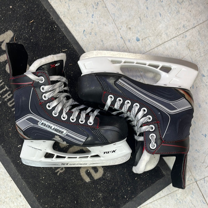 Used Bauer Vapor X400 Size 3EE Player Skates