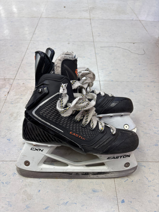 Used Easton Mako 2 Size 4.0D Skates