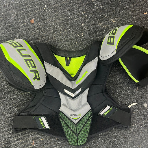Used Bauer Supreme One.6 Senior Small Shoulder Pads