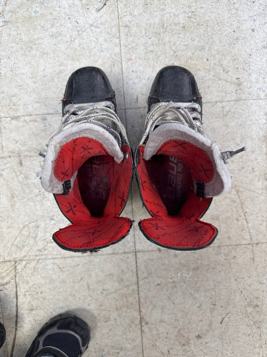 Used Bauer Vapor X3.7 Skates Size 5.0EE