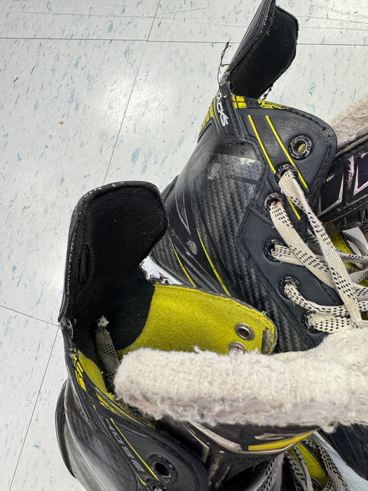 Used CCM 4092 Tacks Skates 3.5
