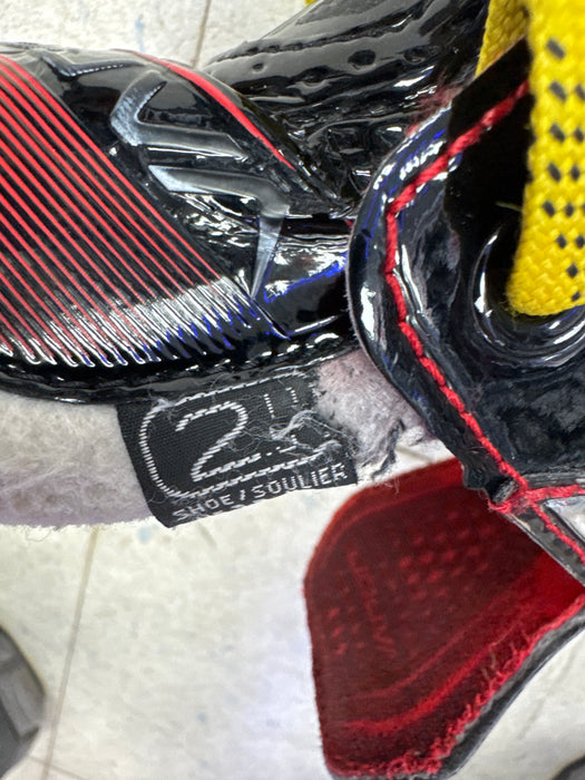 Used Bauer Vapor X2.7 Skates Size 2.5D