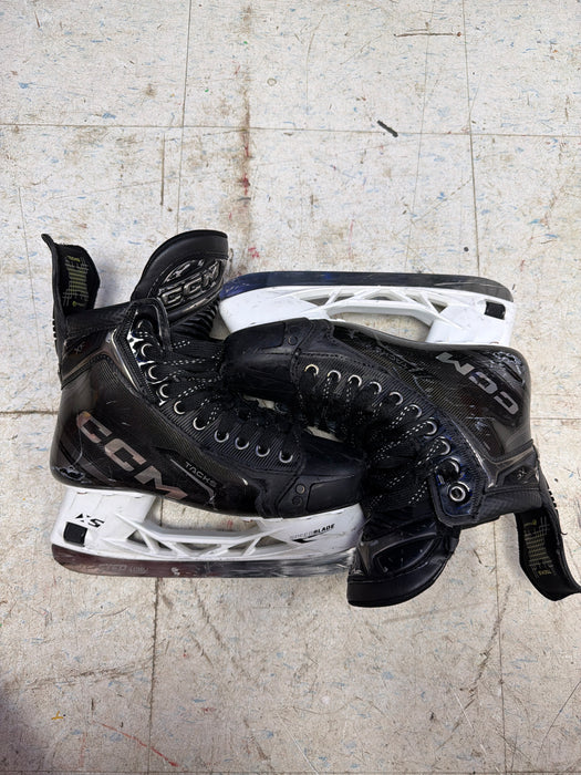 Used CCM Tacks XF Size 6.5 Wide Skatss