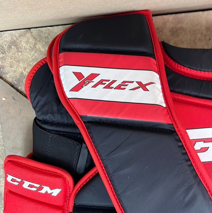 Used CCM YtFlex Youth Large Goal Chest Protector