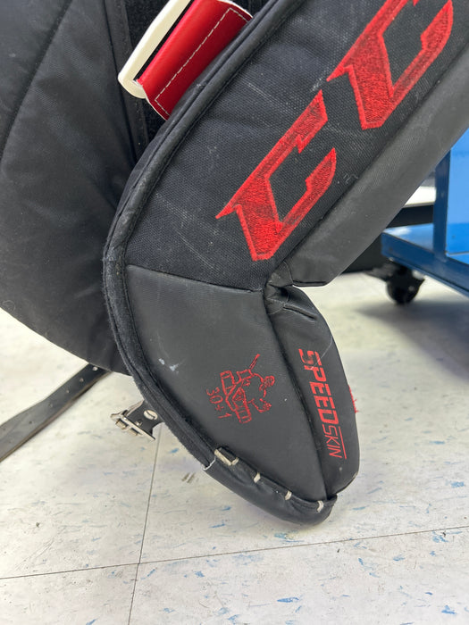 Used CCM EFlex 4.9 Intermediate Goal Pads