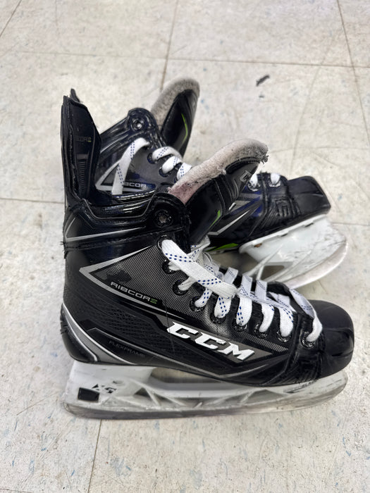 Used CCM Ribcore 78K Skates Size 4.0D