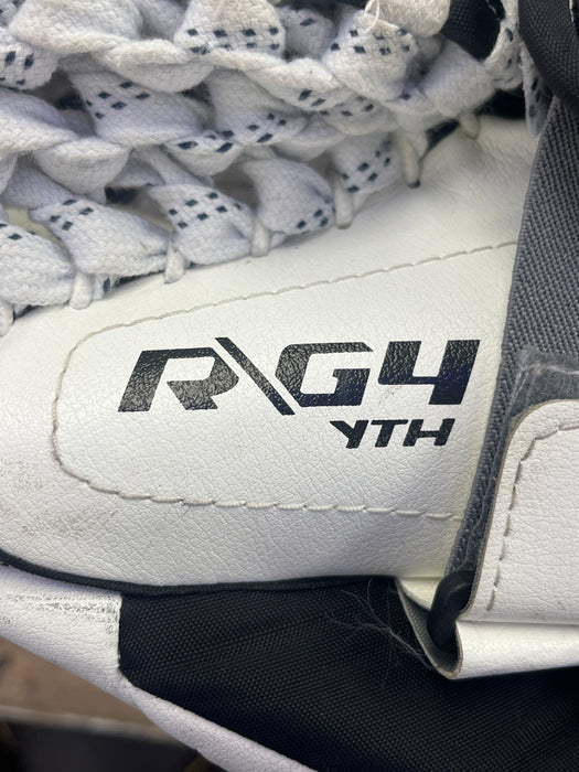 Used Warrior R/G4 Youth Catcher Full Right