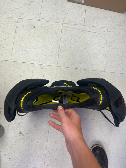 Used Bauer Supreme S29 Senior Small Shoulder Pads