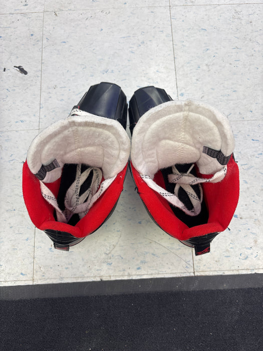 Used Bauer Vapor x2.7 Size 9.0D Goal Skates