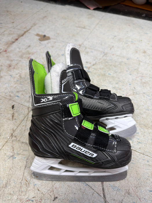 Used Bauer XLS Youth 8.0 Skates