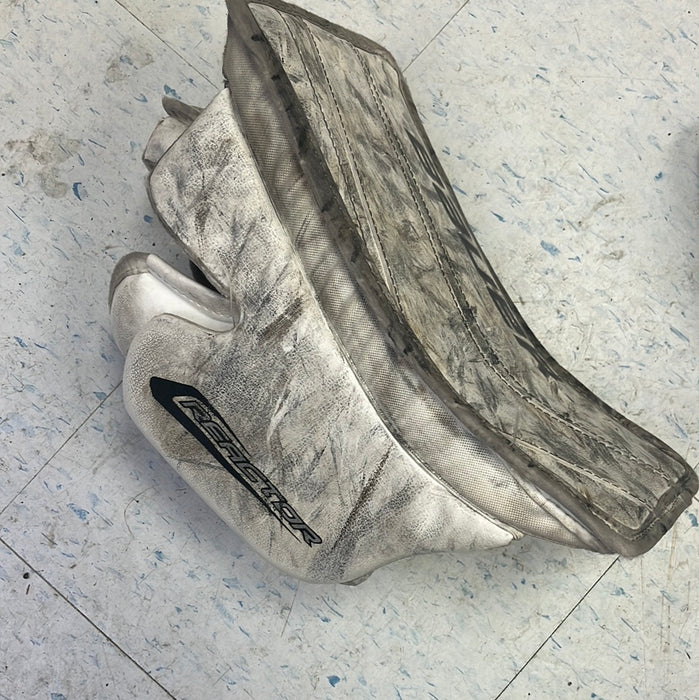 Used Bauer Reactor 5000 Junior Blocker