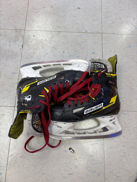 Used Bauer Supreme M4 Size 2.0D Skates