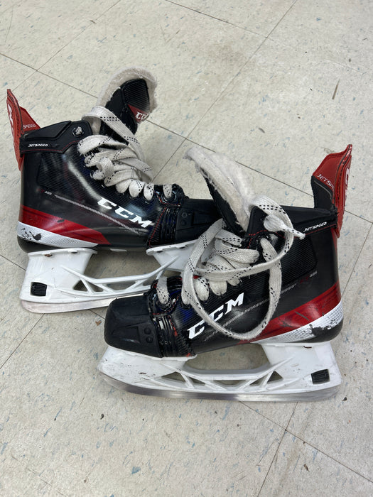 Used CCM JetSpeed FT485 Intermediate Player Skates
