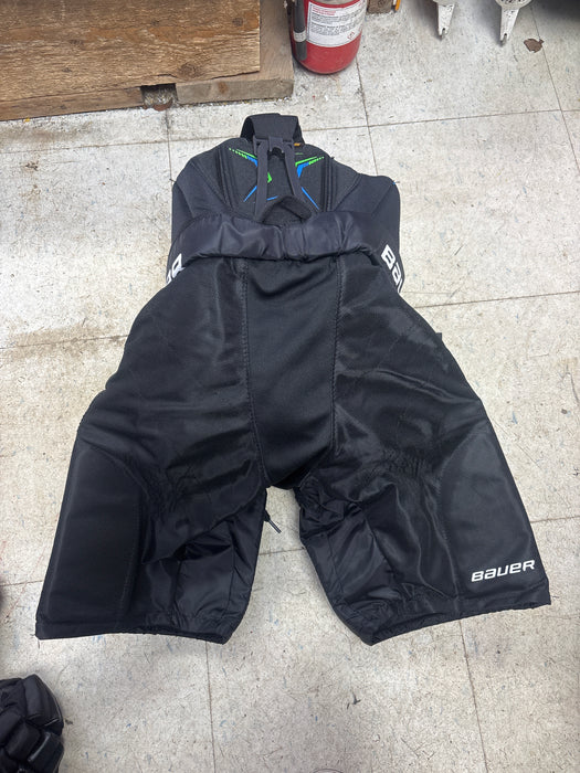 Used Bauer Player Pants Size Junior Medium