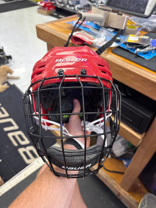 Used Bauer Re-Akt 85 Senior Medium Helmet