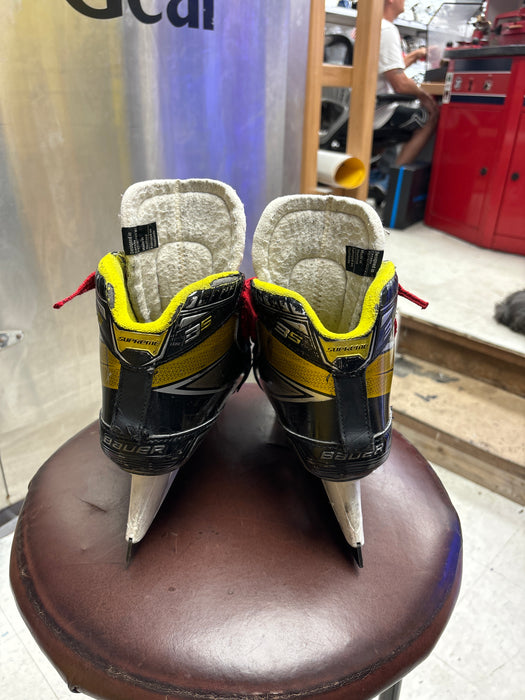 Used Bauer 3s Size 4.0EE Intermediate Goal Skates
