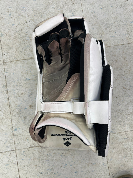 Used True Hzrdus 7X4 Senior Blocker