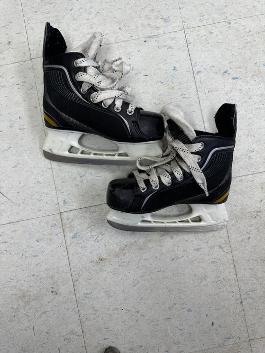 Used Bauer Supreme One20 13Y Player Skates