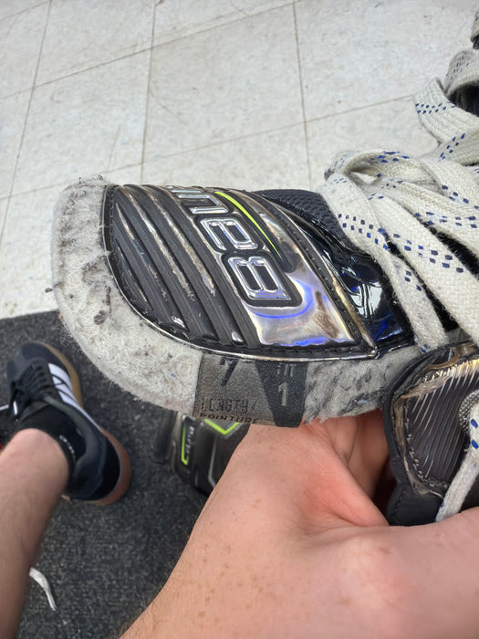 Used Bauer Elite Size 7.0 Fit 1 Goal Skates