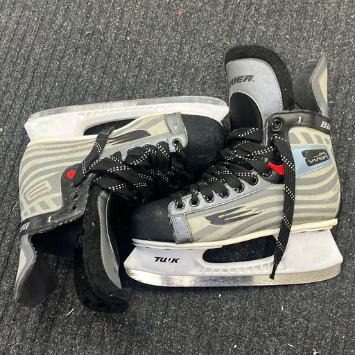 Used Bauer Vapor I Size 7 Player Skates