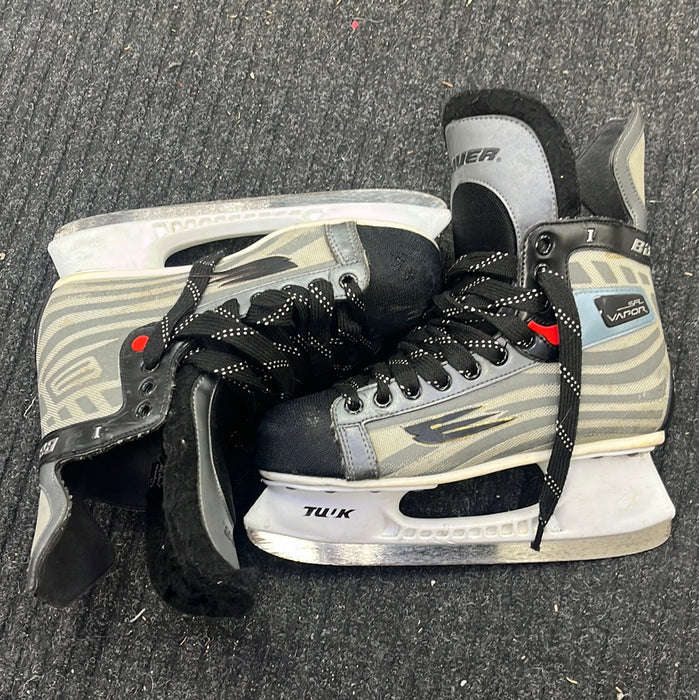 Used Bauer Vapor I Size 7 Player Skates