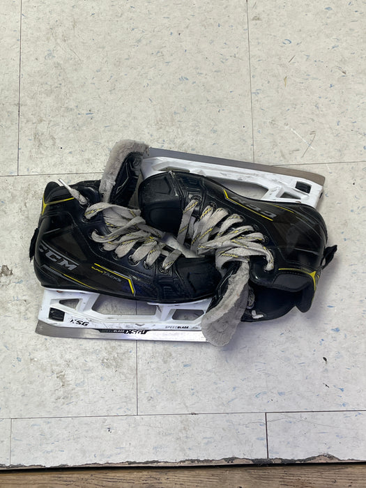 Used CCM SuperTacks 9370 Size 13.5 Youth Goal Skates