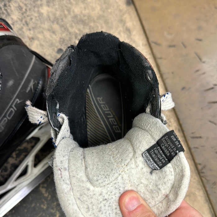 Used Bauer Vapor x700 Size 2.5 Goal Skates