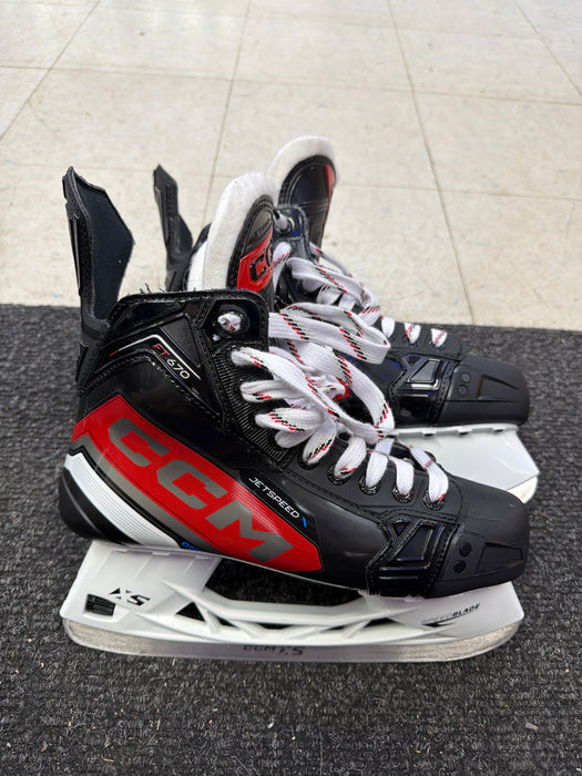 Used CCM JetSpeed FT670 Size 8.5EE Skates