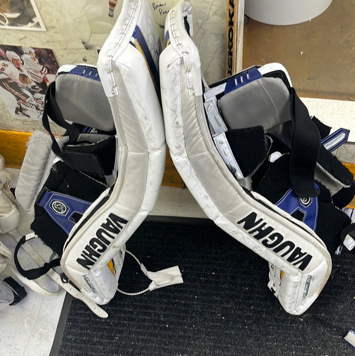 Used Vaughn Velocity V9 28+2 Goal Pads