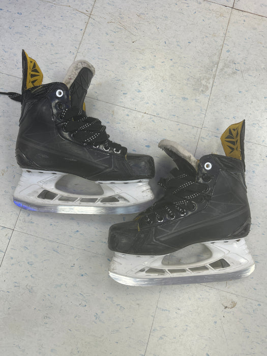 Used Bauer Supreme Comp Intermediate Player Skates
