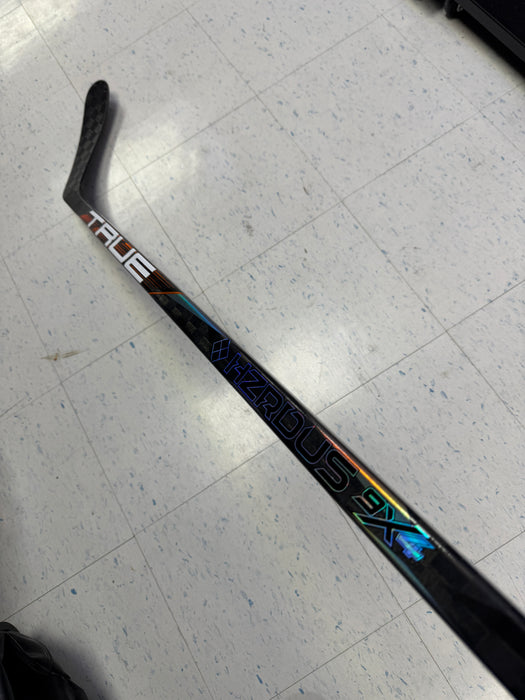 TRUE Pro Stock ELIAS LINDHOLM HZRDUS 9x4 Hockey Stick Senior