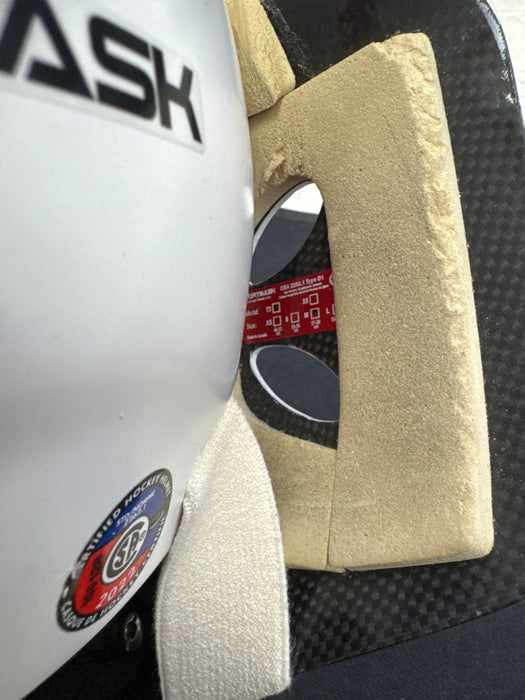 Used Sportmask T3 Senior Medium Goalie Mask