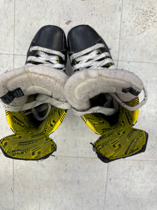 Used Bauer Supreme M4 3D Player Skates