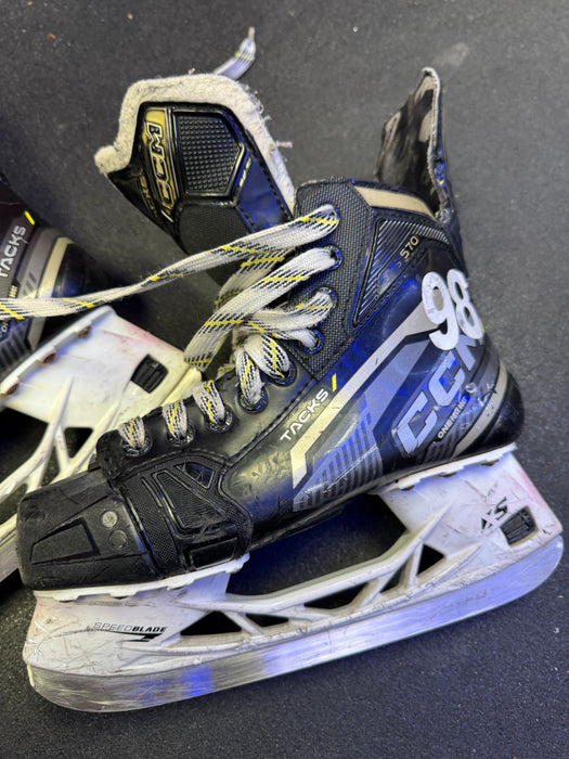 Used CCM Tacks 570 Skates 5.0 D
