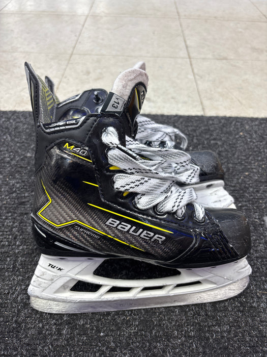 Used Bauer Supreme M40 Youth 13.0 Skates