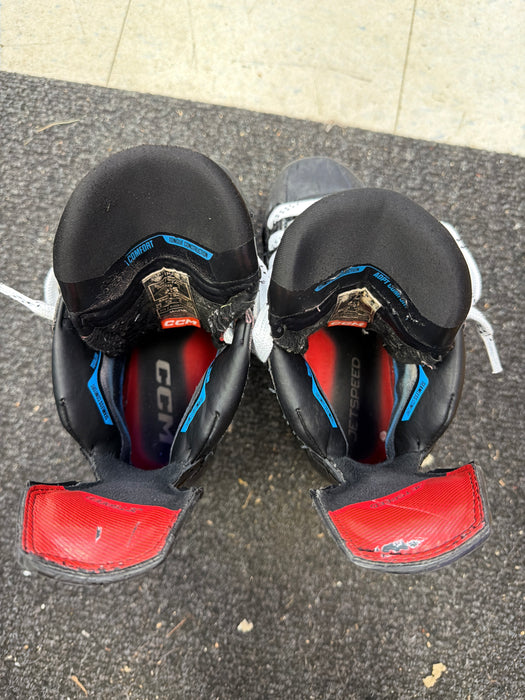Used CCM JetSpeed FT690 Size 4.5EE Skates