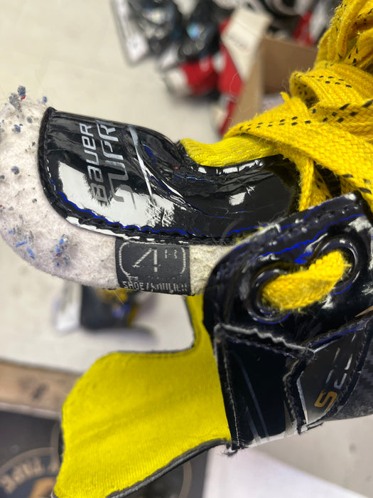 Used Bauer Supreme S25 Size 4 Skates