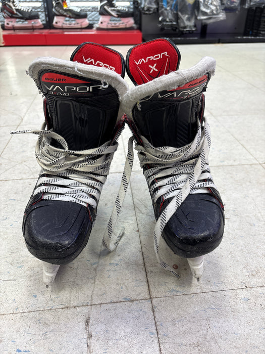 Used Bauer Vapor 3X Pro Size 2.5 D Skates