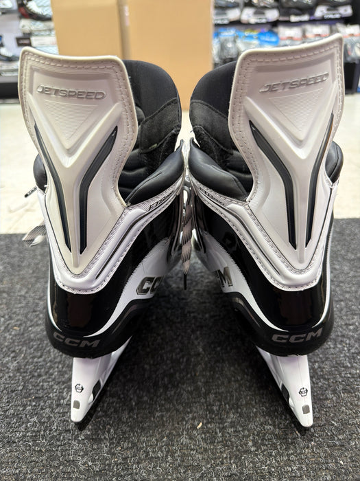 Demo CCM JetSpeed FT8 Pro White Size 9.0R Skates