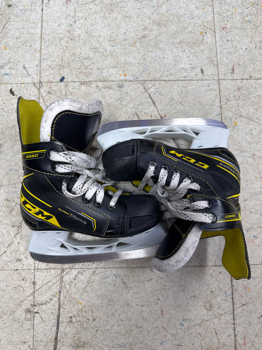 Used CCM Super Tacks 9350 Skates Youth 11.0D