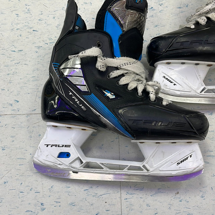 Used True TF7 7D Player Skates